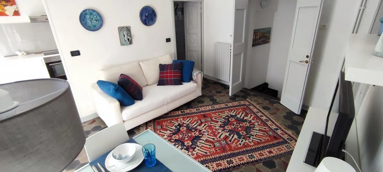 Ideale Per Escursionisti, A Pochi Minuti Dal Mare E Dalle Falesie- Casa Celeste Cisano sul Neva Holiday home